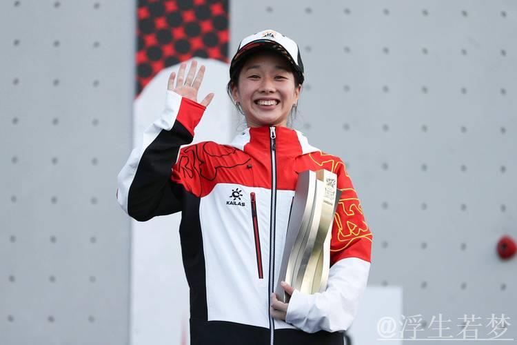 沃森创世界纪录,周娅菲摘银而归 沃森创世界纪录,周娅菲摘银而归